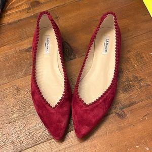 EUC / Never worn LK Bennett suede flats (41)